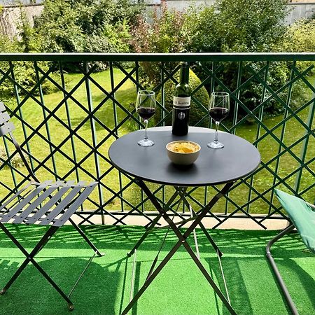 Superbe Appartement Avec Belle Vue Jardin Paris Eksteriør bilde