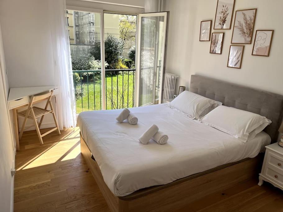 Superbe Appartement Avec Belle Vue Jardin Paris Eksteriør bilde