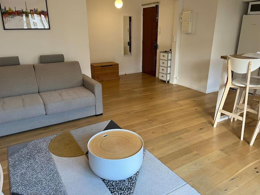 Superbe Appartement Avec Belle Vue Jardin Paris Eksteriør bilde
