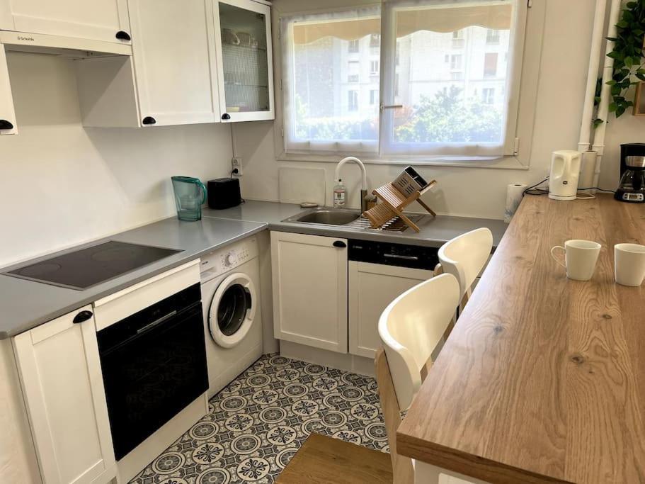 Superbe Appartement Avec Belle Vue Jardin Paris Eksteriør bilde