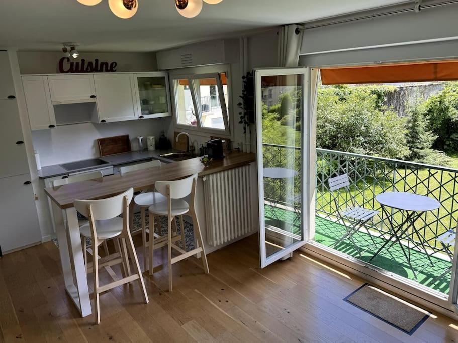 Superbe Appartement Avec Belle Vue Jardin Paris Eksteriør bilde